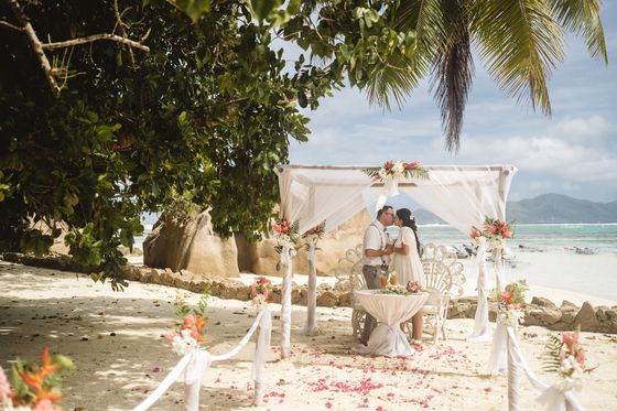 Bride and groom together on La Digue