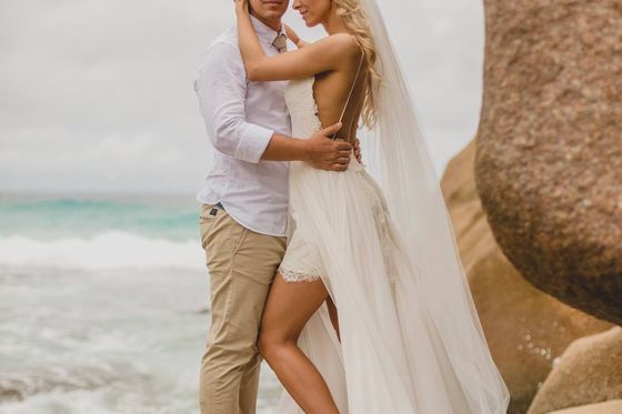 Bride and groom together in the Seychelles