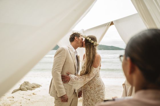Bride and groom together on Félicité