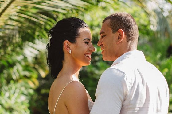 Bride and groom together in the Seychelles
