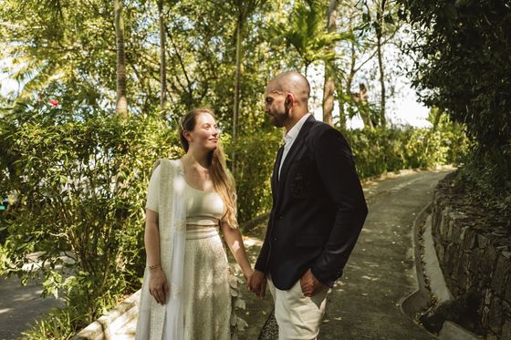 Bride and groom together in the Seychelles