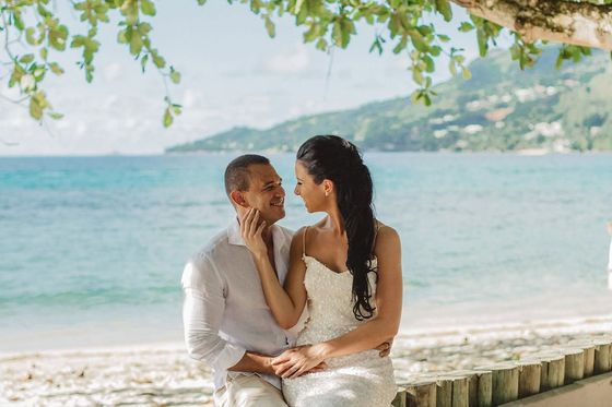 Bride and groom together in the Seychelles