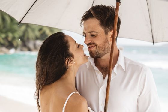 Bride and groom together on Félicité