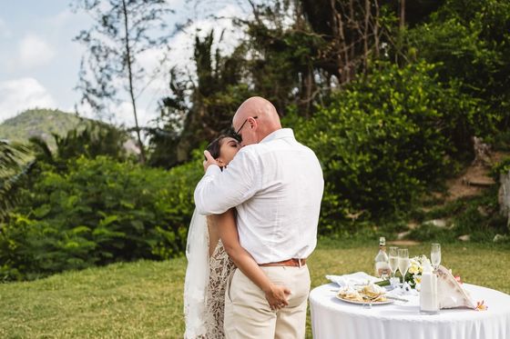 Bride and groom together on Mahé