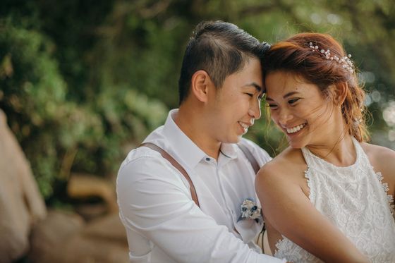 Bride and groom together in the Seychelles