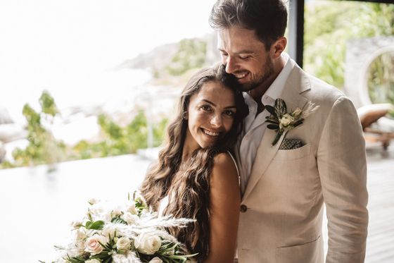 Bride and groom together on Félicité