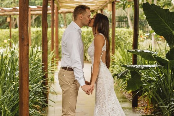 Bride and groom together in the Seychelles