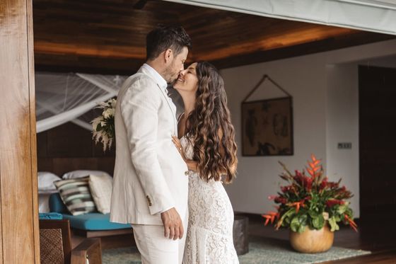 Bride and groom together on Félicité