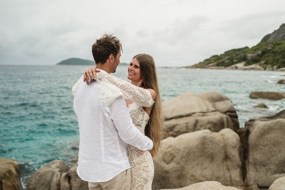 Bride and groom together on Félicité