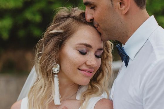A joyful wedding moment in the Seychelles